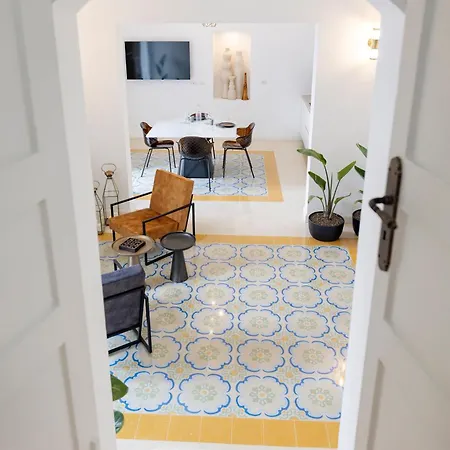 La Perle * Остуни